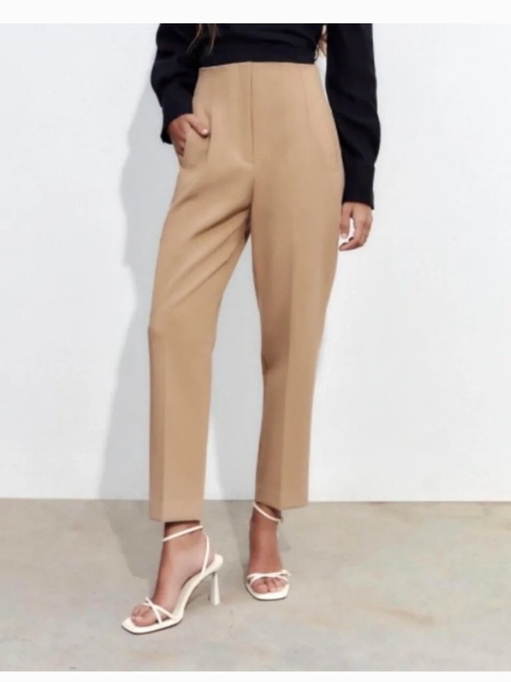 Zara High Waisted Pants Color Beige XL